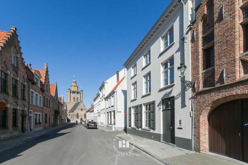 Huysewinkel | Authentieke opbrengsteigendom in centrum Brugge