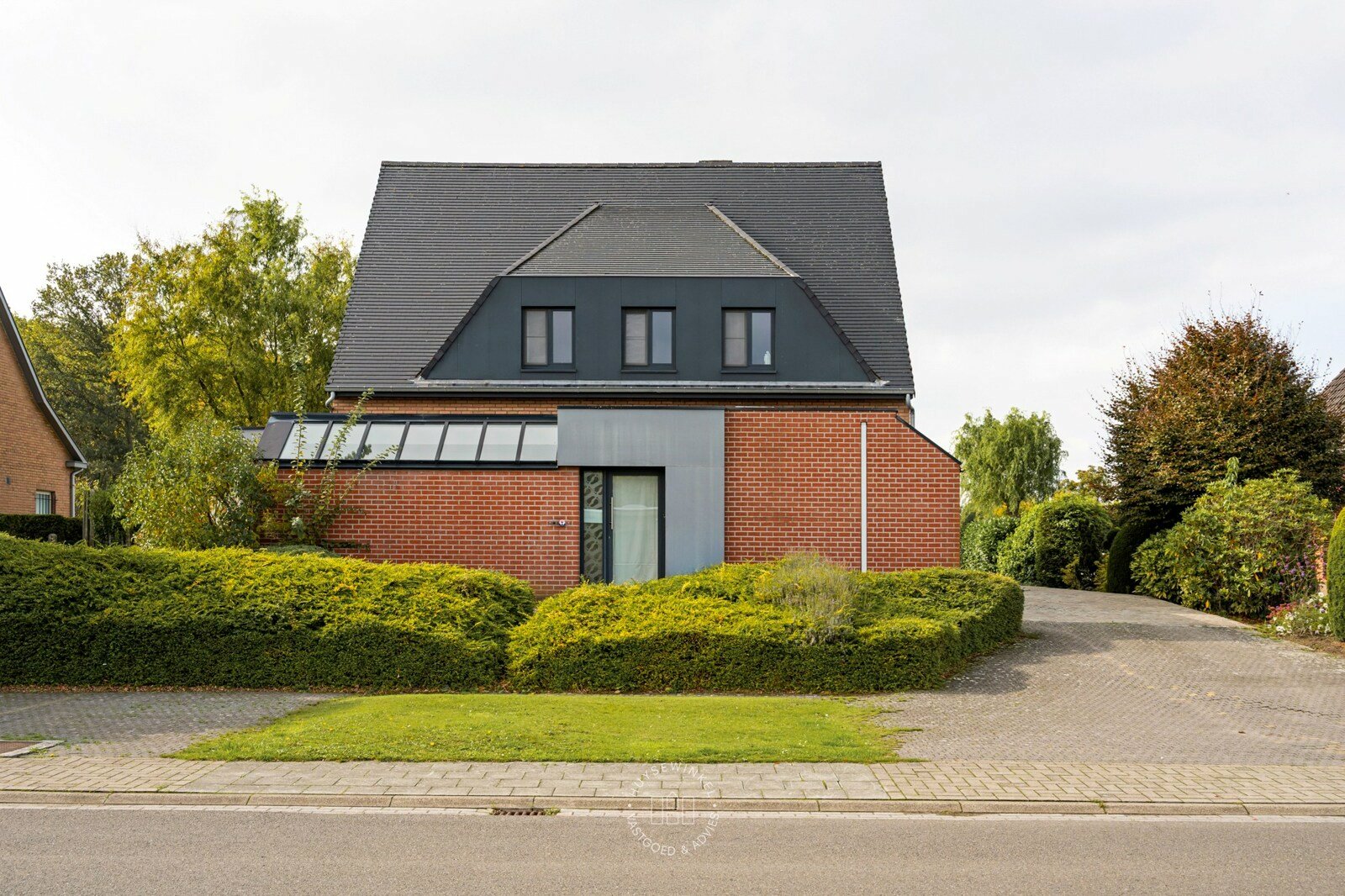Huysewinkel | Rustig gelegen woning met praktijkmogelijkheden