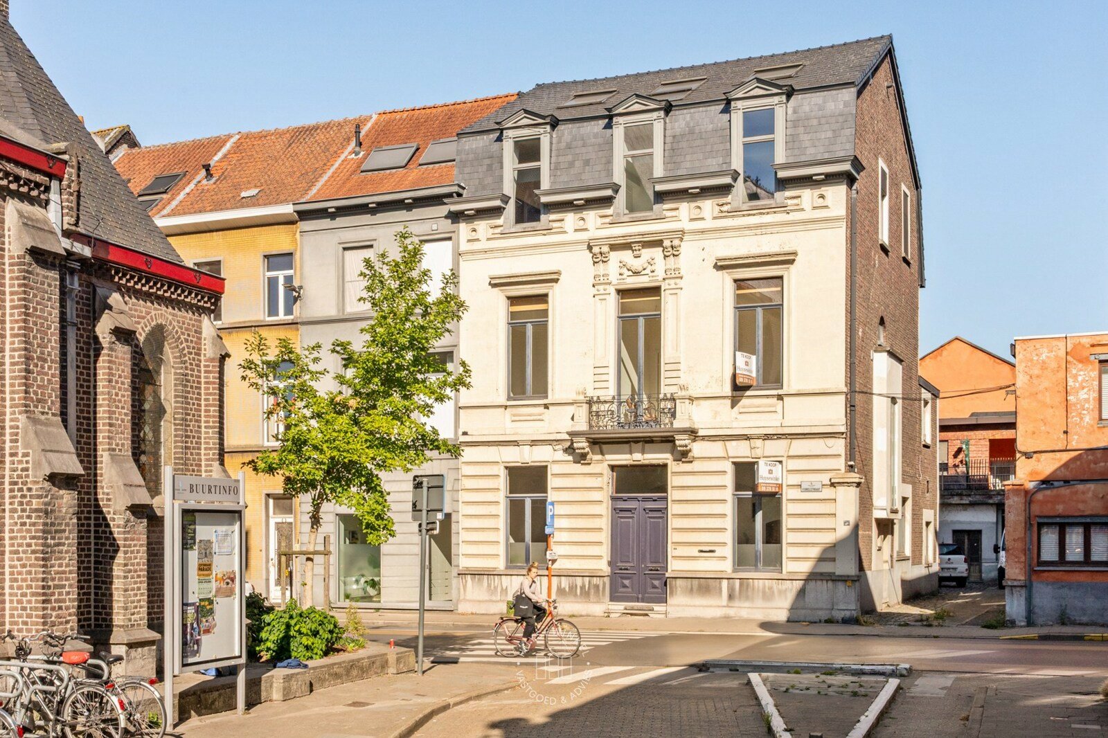 Huysewinkel | Neoclassicistische burgerwoning met authentieke elementen