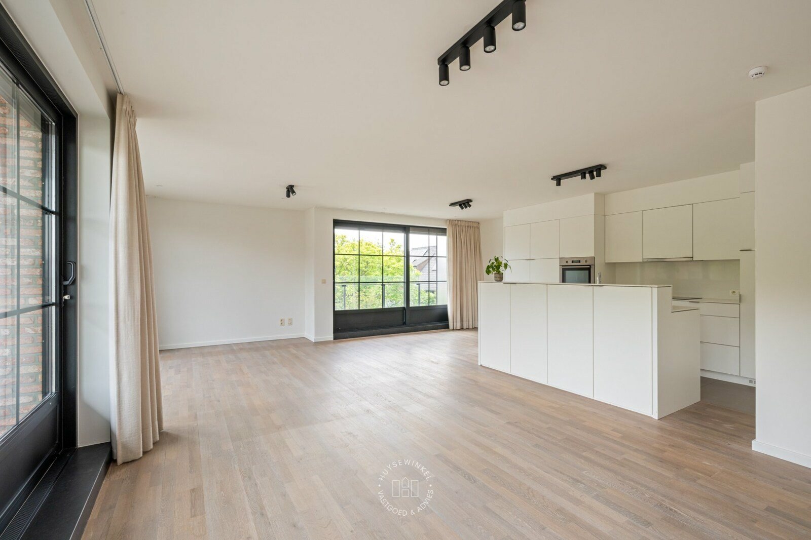 Huysewinkel | Lichtrijk appartement met zonneterrassen 