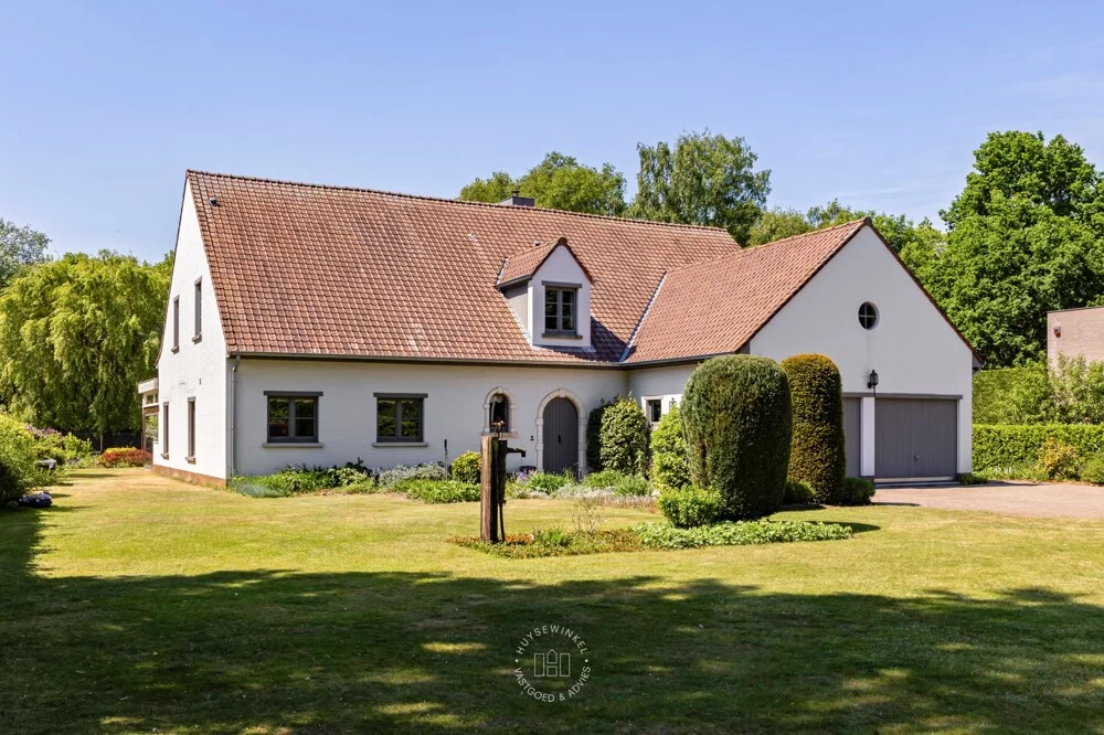 Huysewinkel | Tijdloze villa op toplocatie, dit op 3.793m²