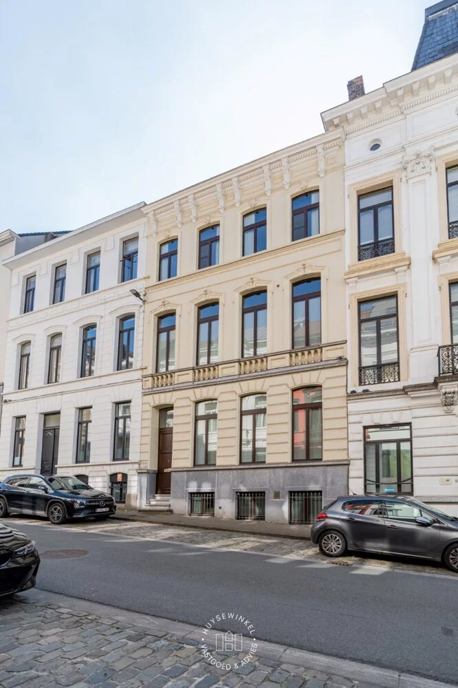 Huysewinkel | Statige herenwoonst met stadstuin