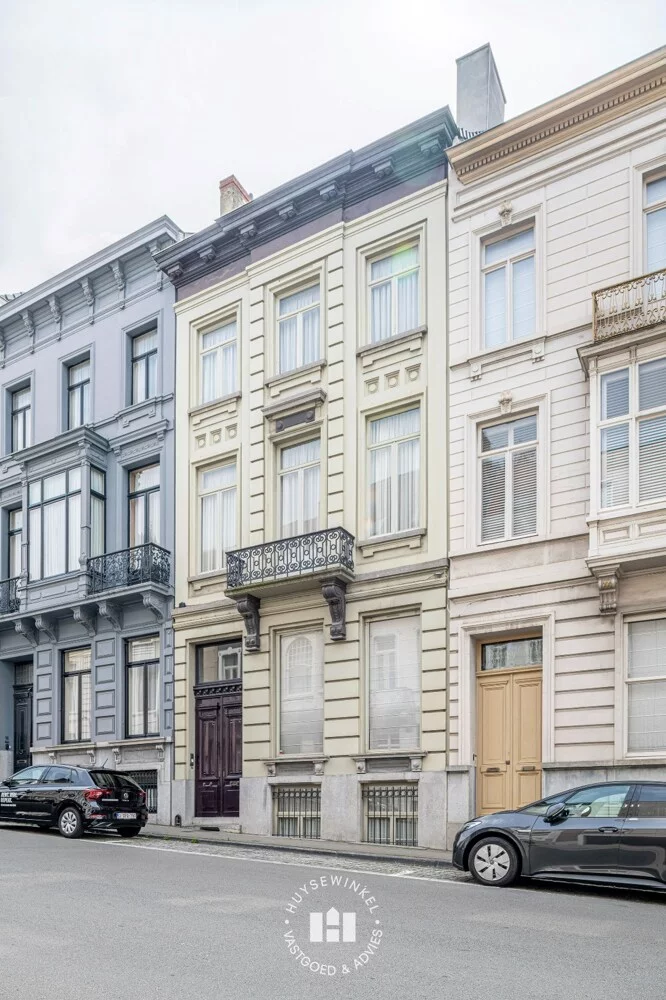 Huysewinkel | Statige herenwoonst met stadstuin