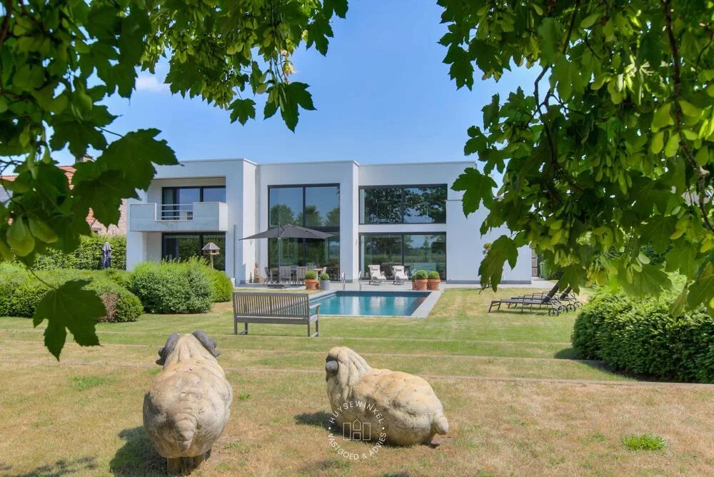 Huysewinkel | Moderne villa met zwembad en vergezichten