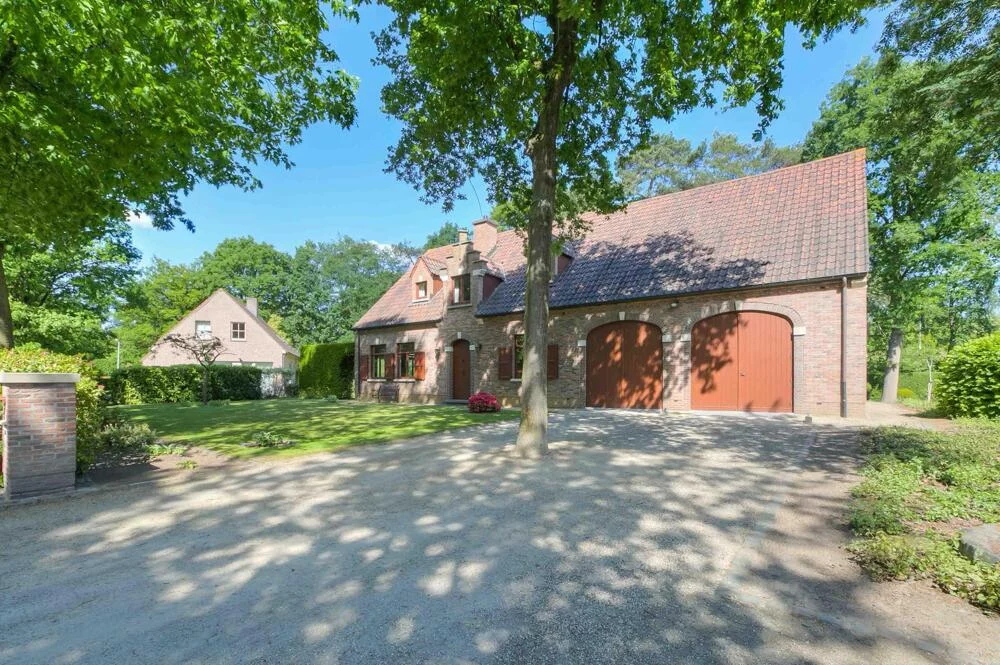 Huysewinkel | Landelijke villa met ruim atelier op de ‘Heide’