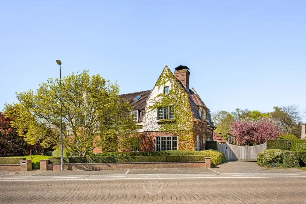 Huysewinkel | Karaktervol landhuis "Huis Van De Kapitein" 