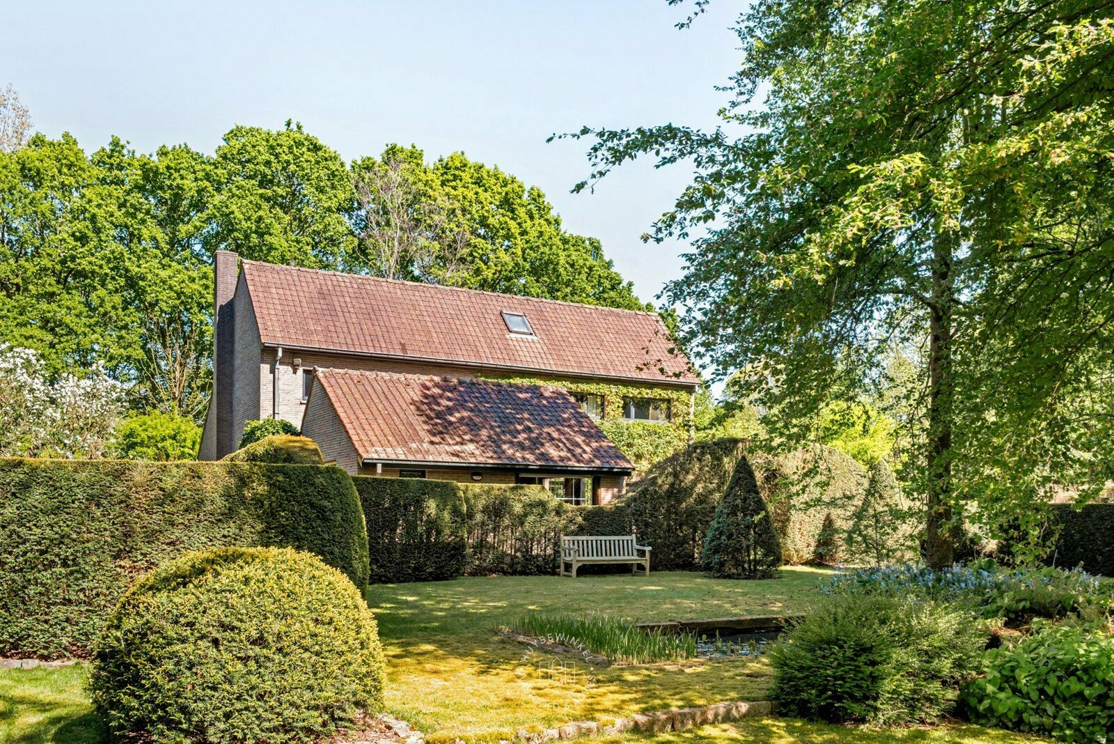Huysewinkel | Tijdloze villa op 1.745 m² met prachtige volwassen tuin