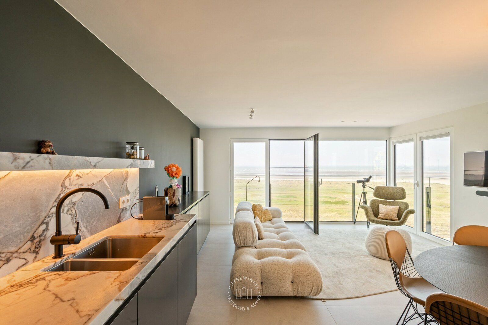 Huysewinkel | Luxe hoekappartement met weids zeezicht in Knokke-Heist