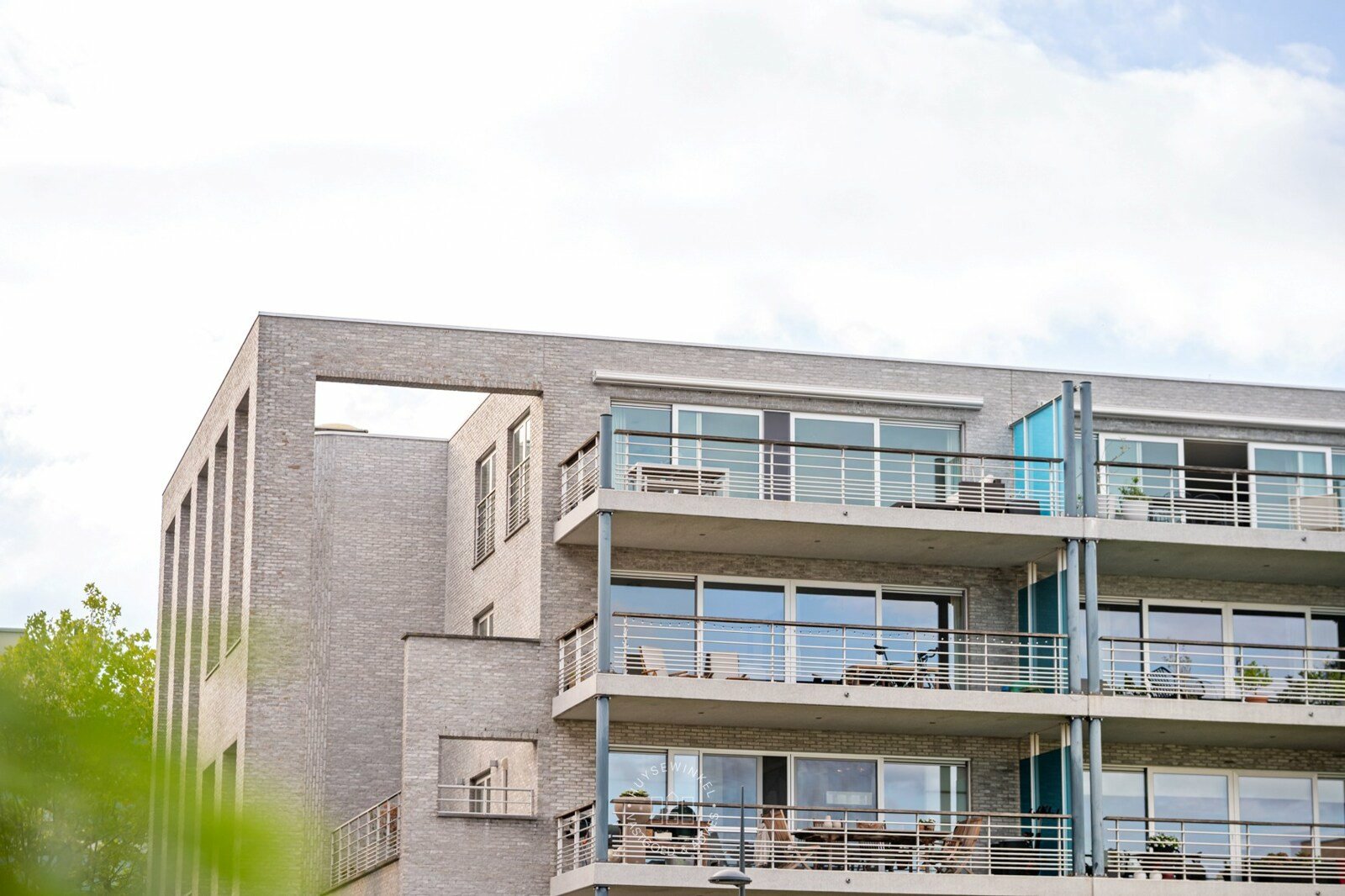 Huysewinkel | Prachtige penthouse omringd door groen met zicht op het water