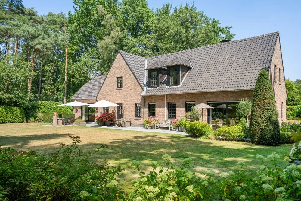 Huysewinkel | Centraal gelegen villa op "De Heide" 