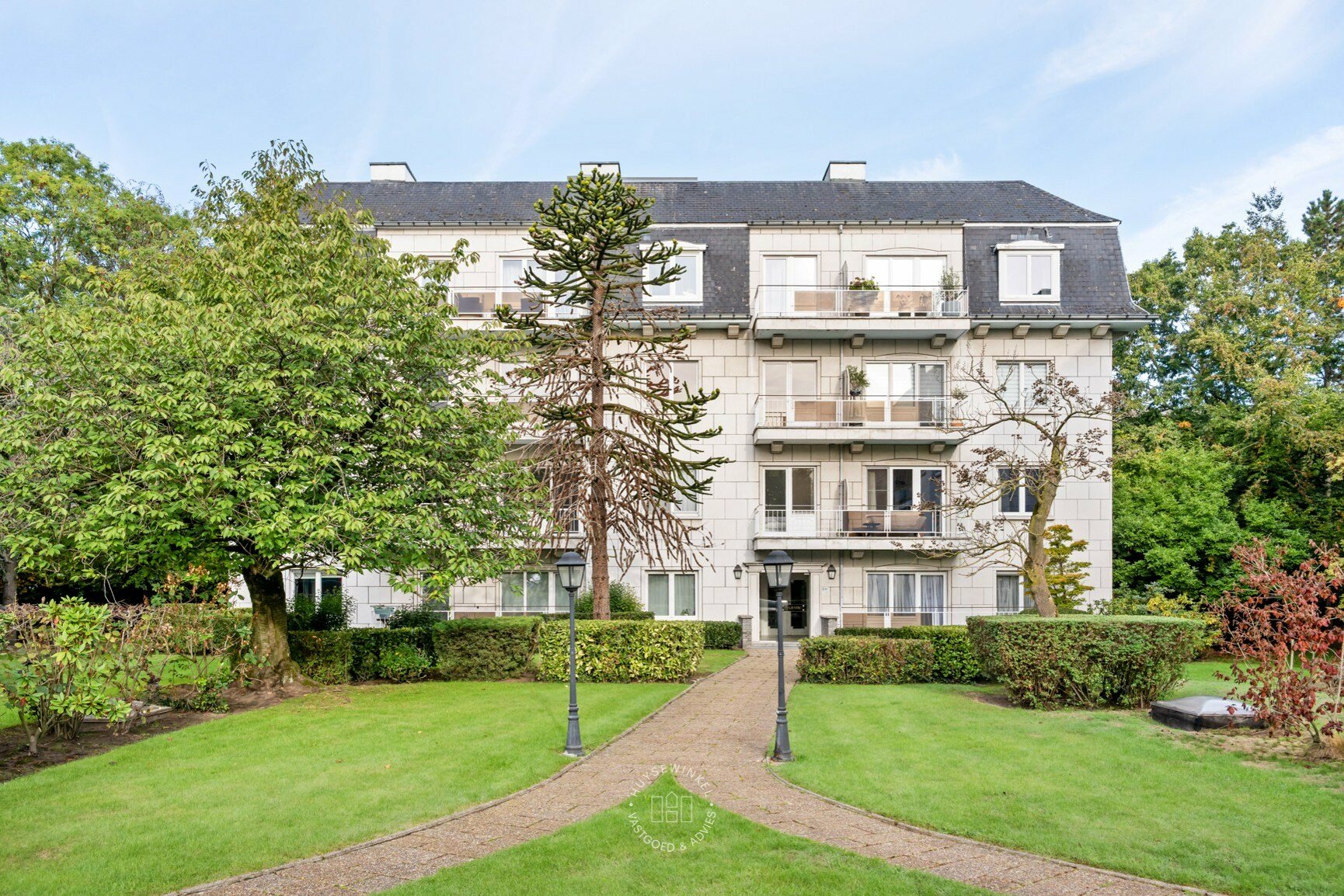 Sfeervol en lichtrijk appartement in residentie Majestic