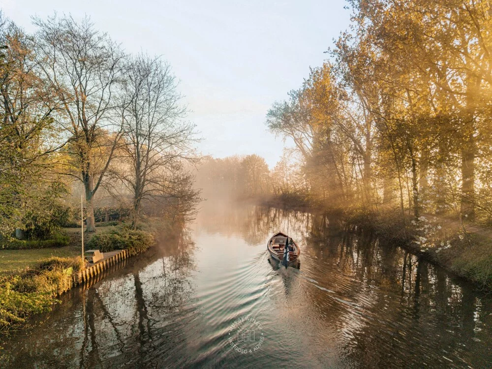 Huysewinkel | Unieke eigendom aan de oevers van de Leie met zwembad en boathouse